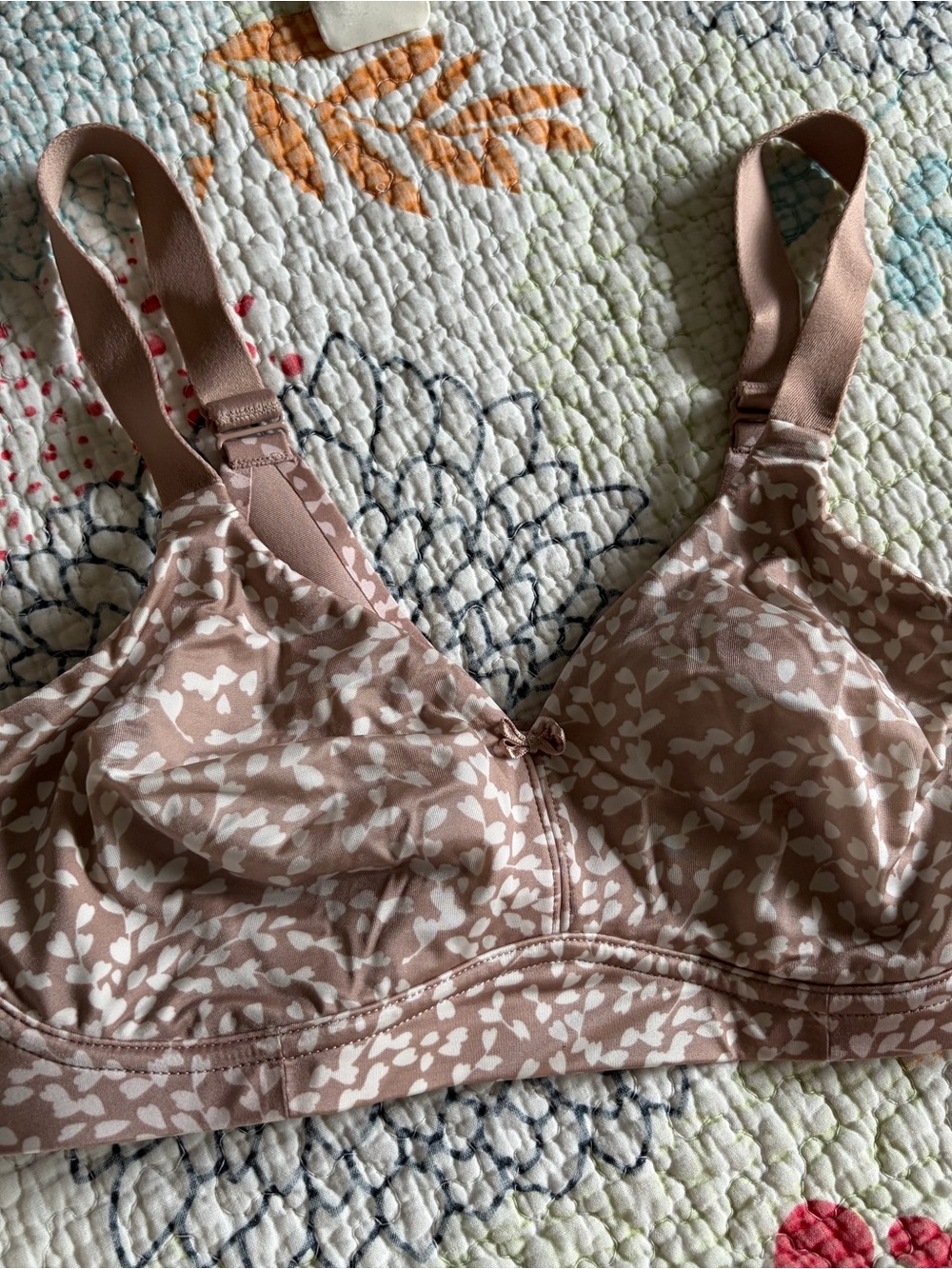 Amoena Wireless Bra in Magdalena Print